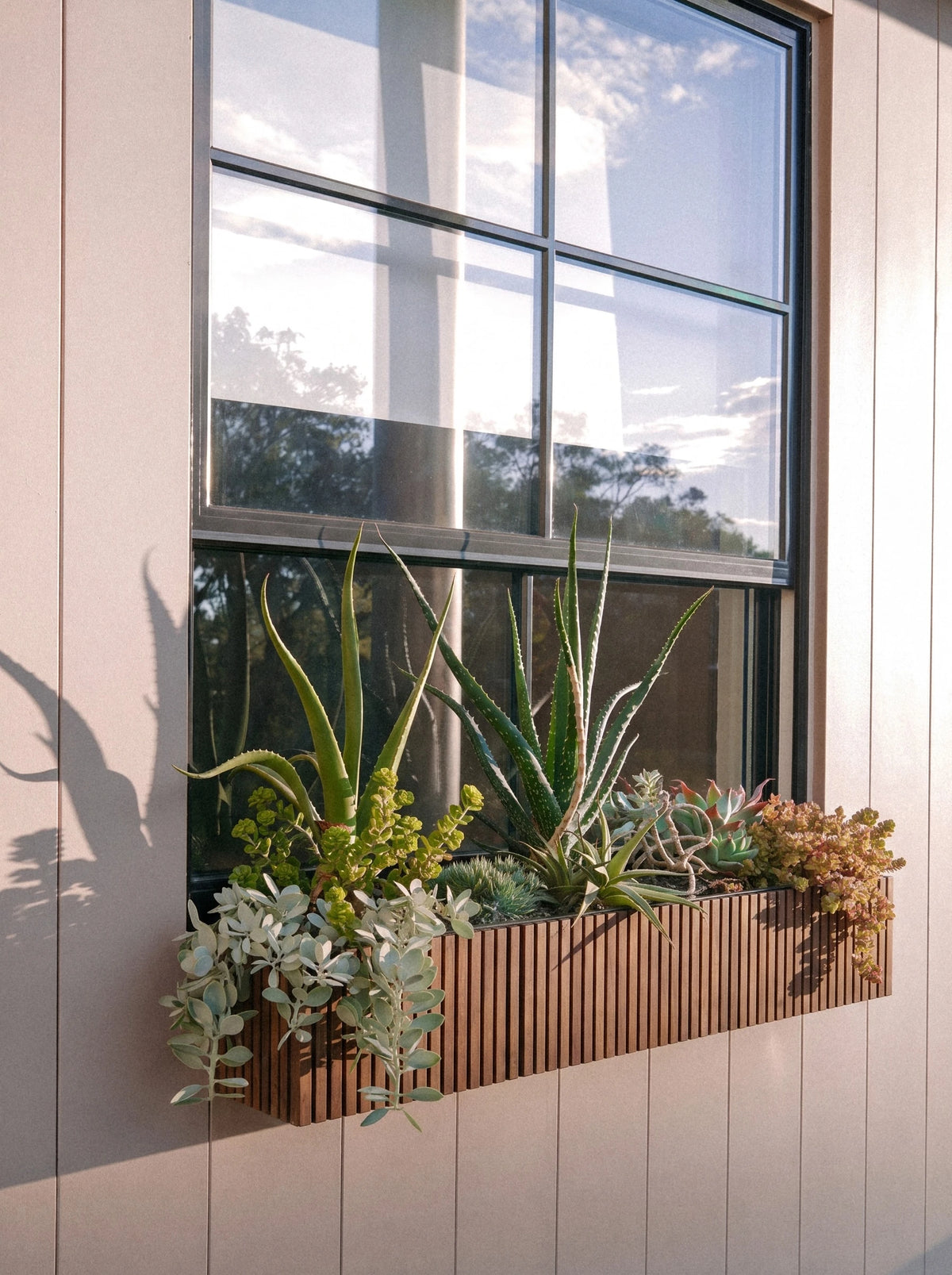 Slat Wood Trough